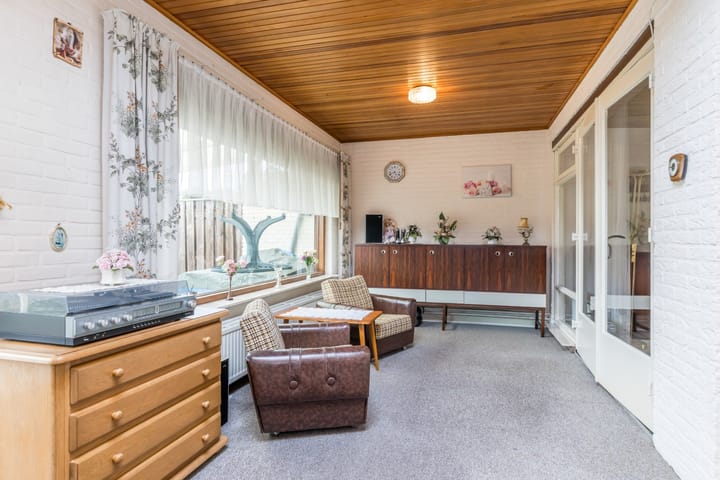 Photo 12 of Burg. Kampsstraat 12