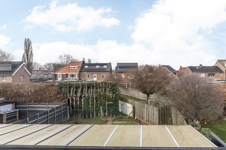 Photo 27 of Burg. Kampsstraat 12