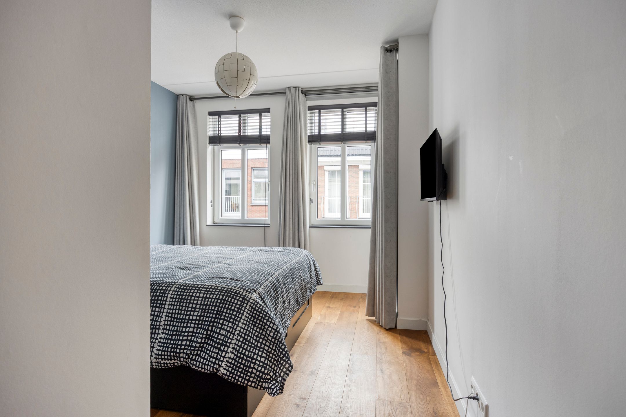 Foto 24 van Thorbeckeplein 21