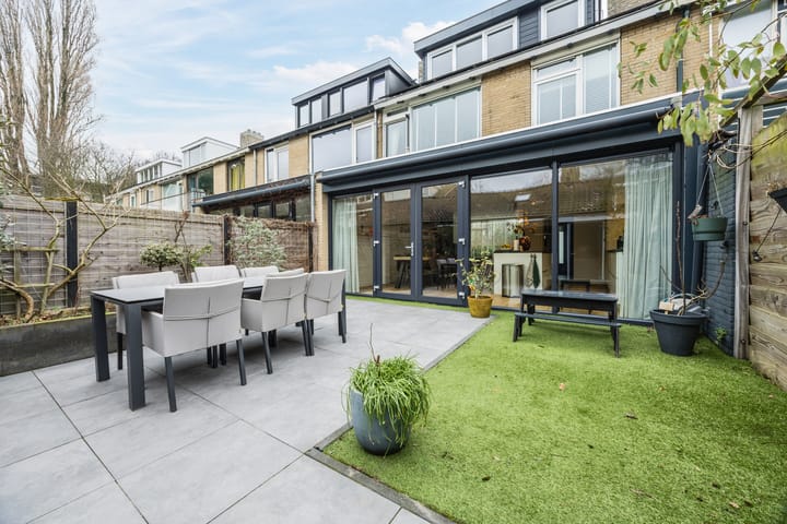 Photo 2 of Lodesteijnstraat 19