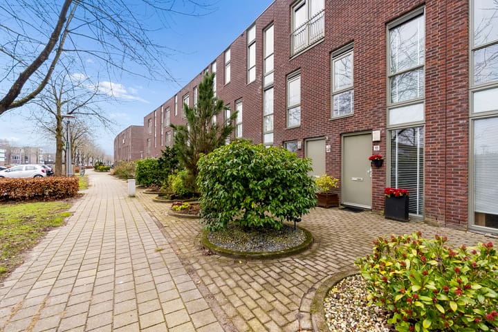 Renoirstraat 18