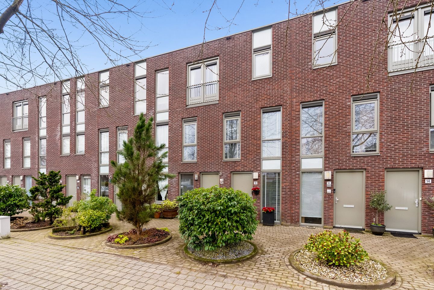 Foto 44 van Renoirstraat 18