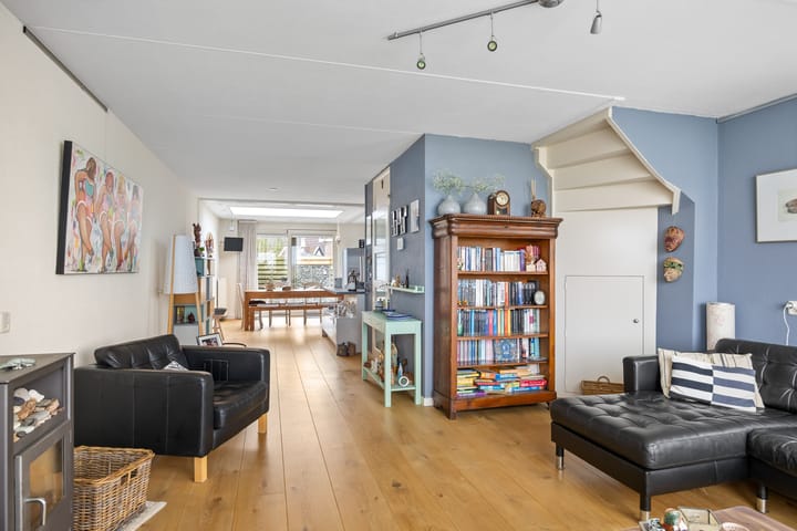 Foto 9 van Essenburg 16