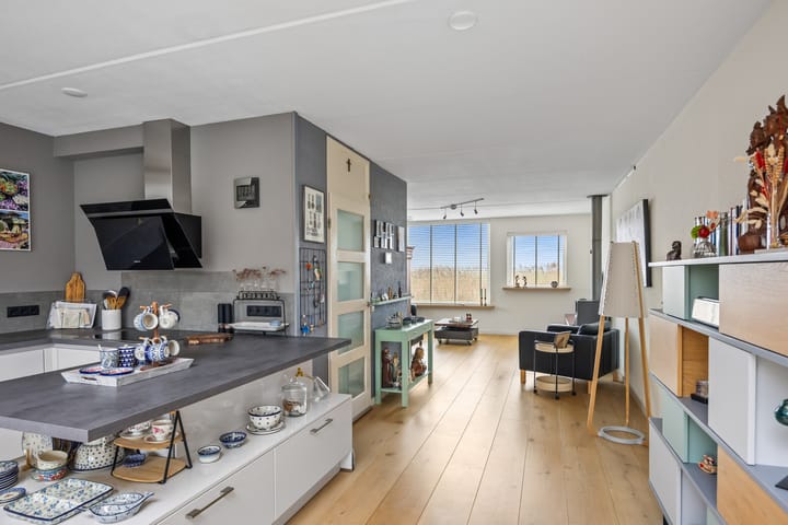 Foto 13 van Essenburg 16