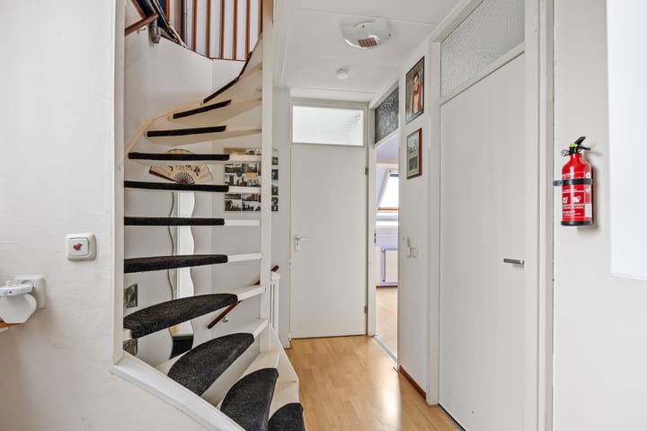 Foto 28 van Essenburg 16