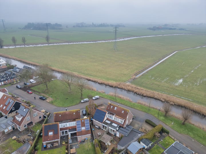 Foto 42 van Essenburg 16