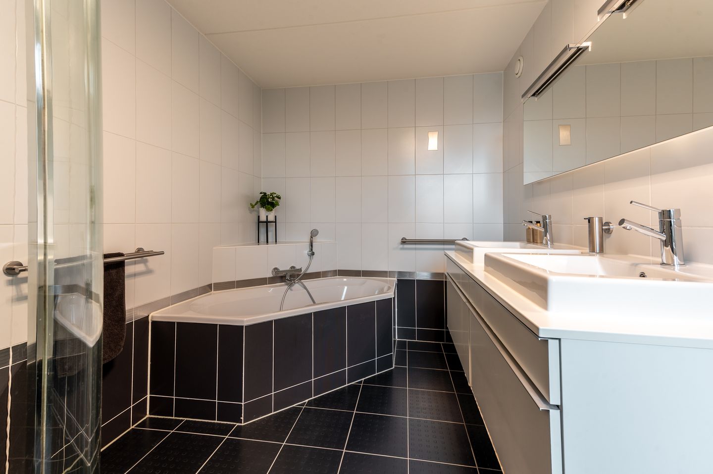 Foto 5 van Brederode 102