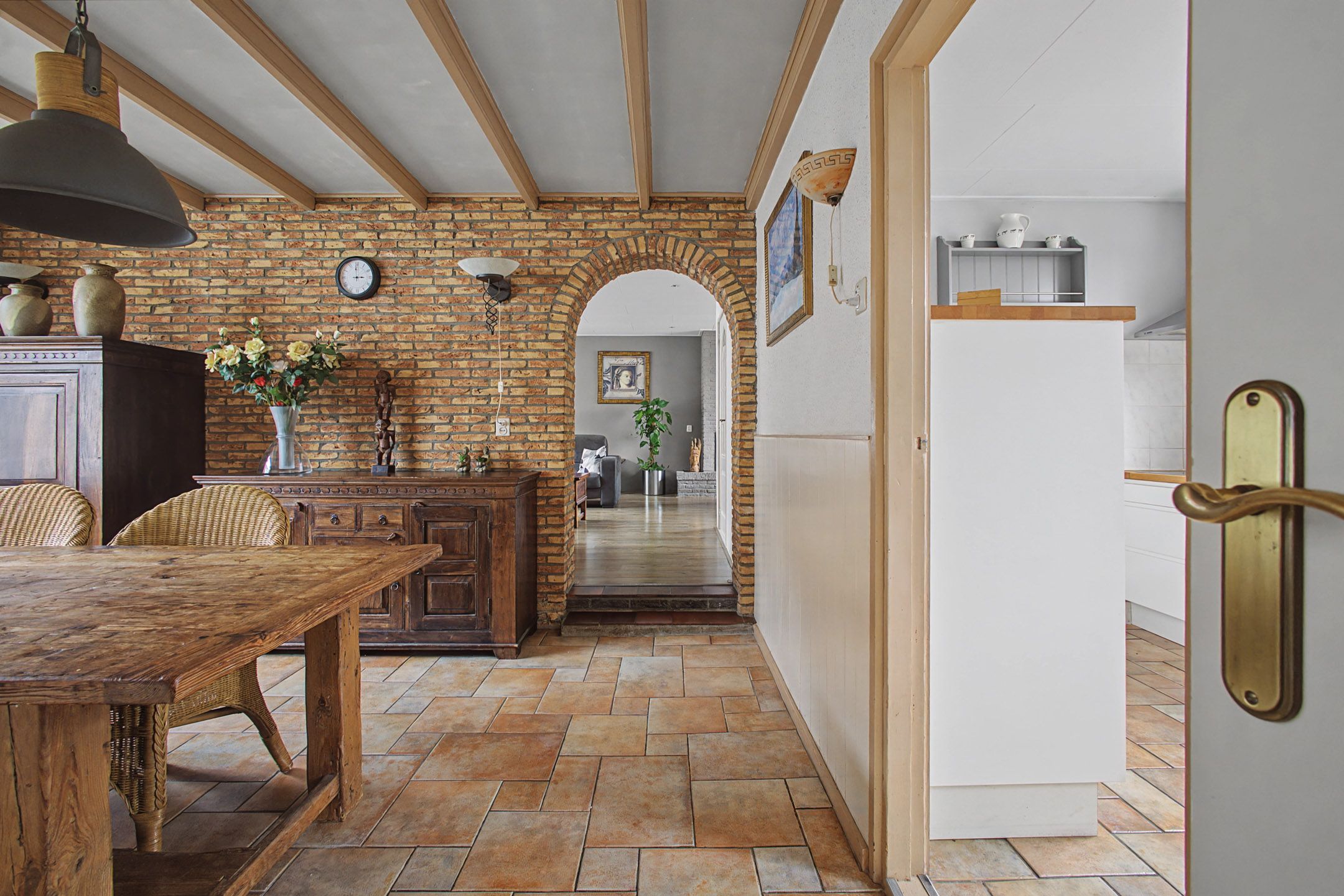 Photo 15 of Huijssenstraat 6