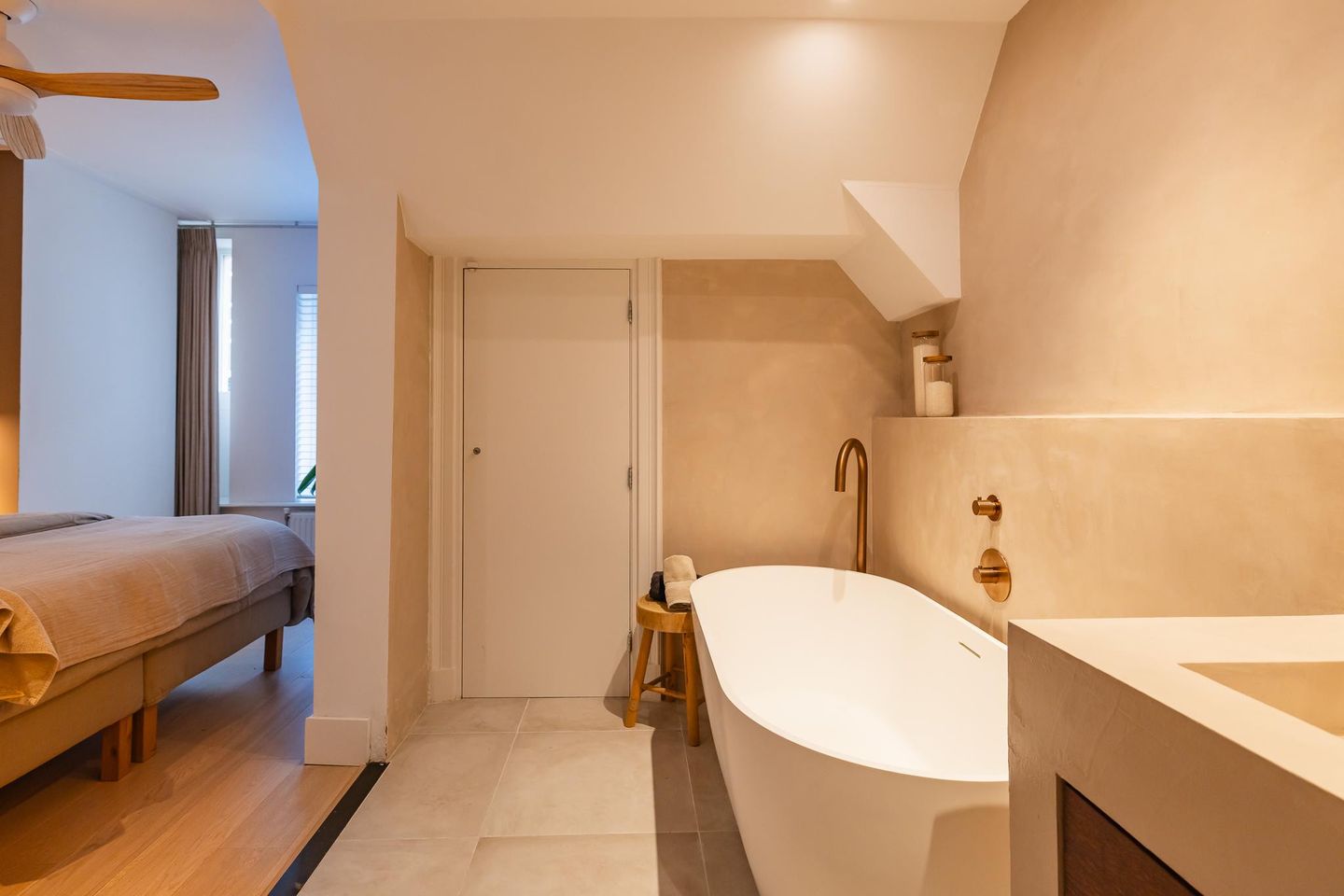 Foto 25 van Wijttenbachstraat 50-A