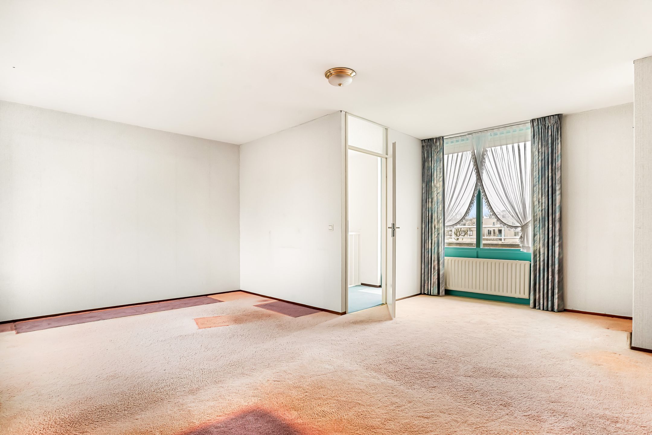 Photo 42 of Zon Bastion 11