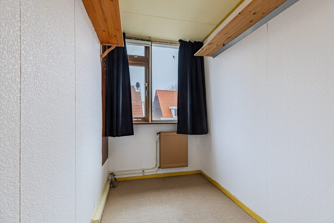 Photo 26 of Domela Nieuwenhuisstraat 30