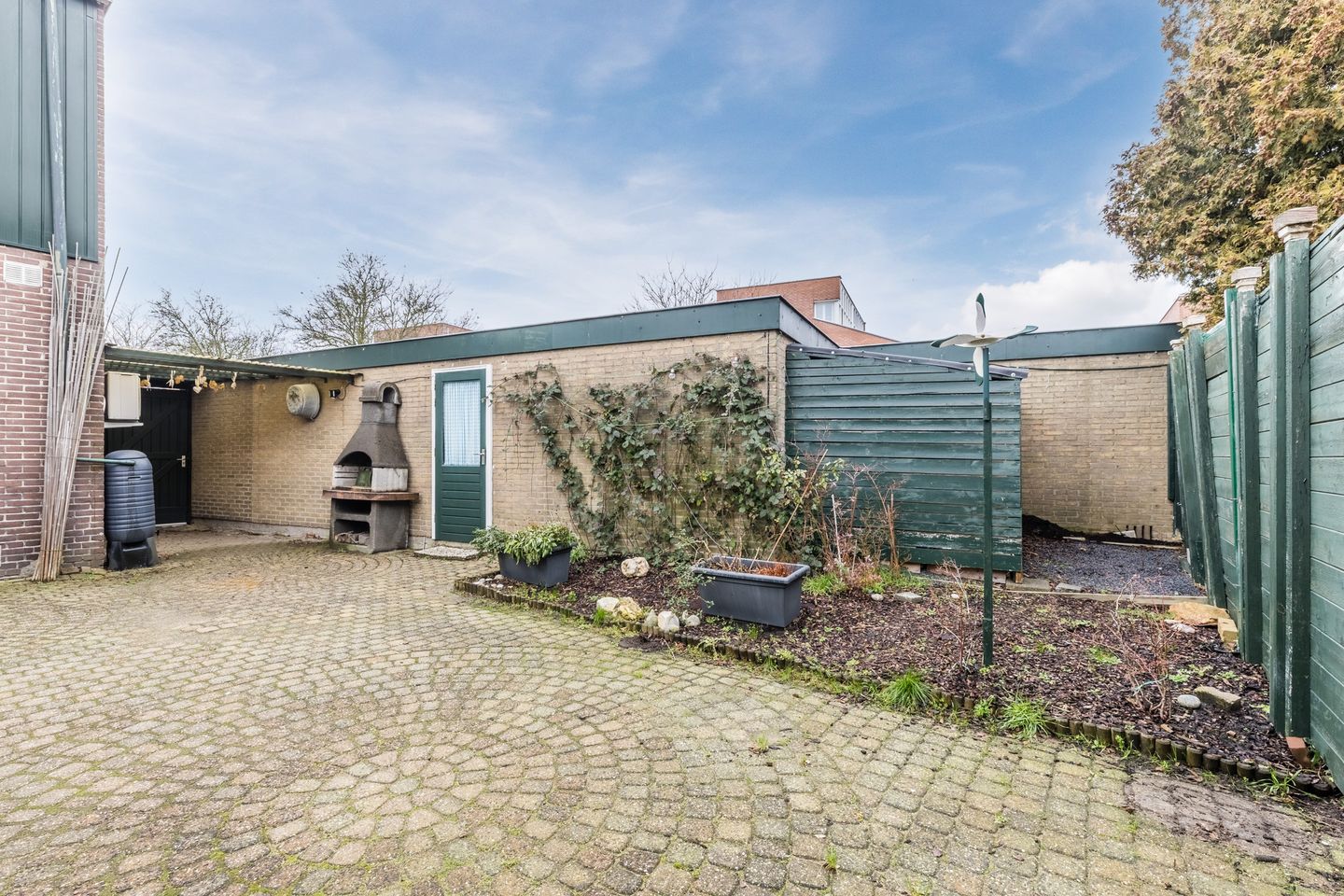 Photo 35 of Domela Nieuwenhuisstraat 30