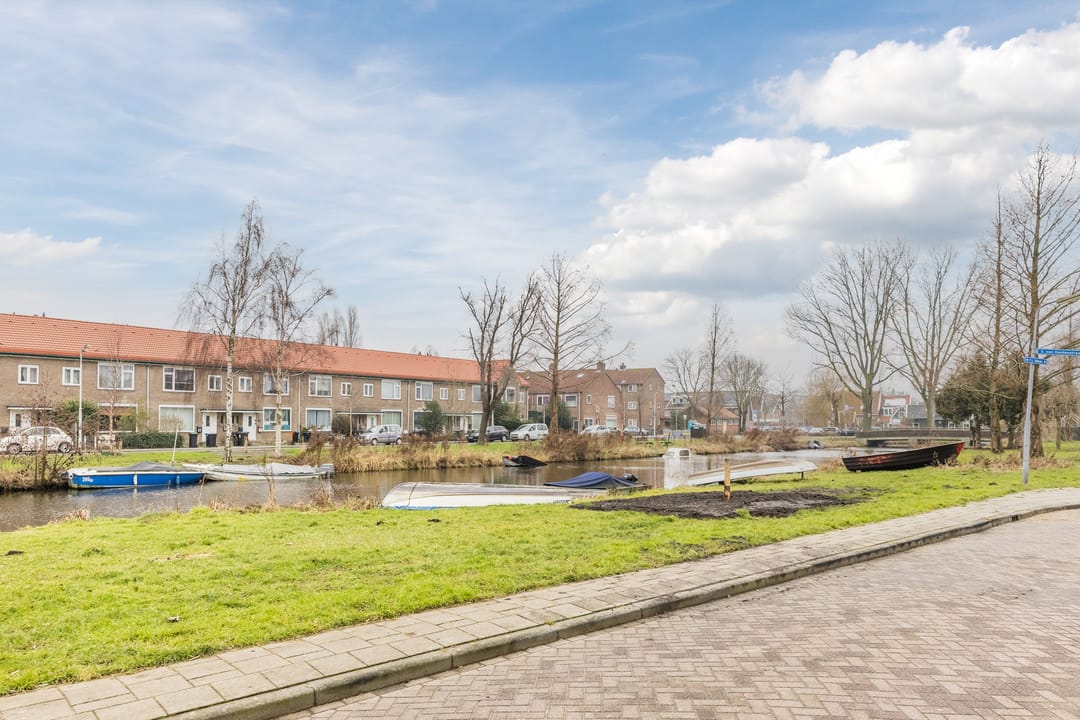 Photo 41 of Domela Nieuwenhuisstraat 30