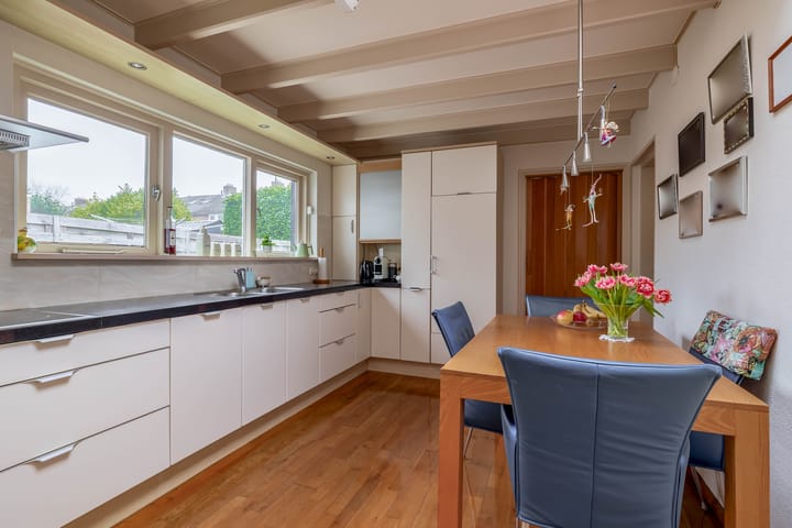 Foto 4 van Meester Neuteboomstraat 58