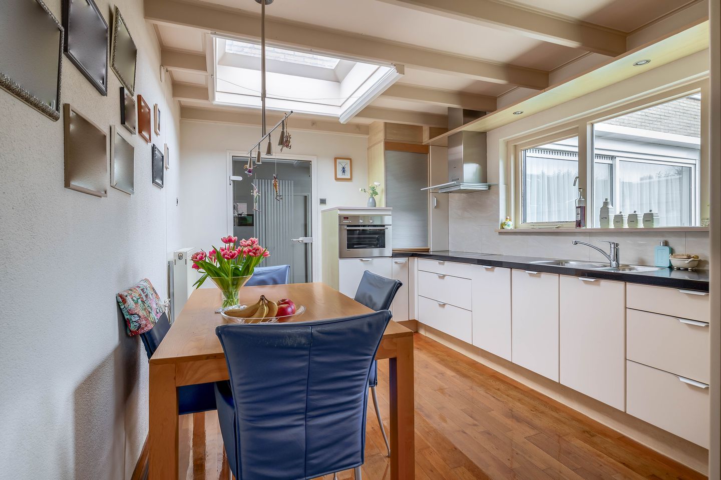 Foto 20 van Meester Neuteboomstraat 58