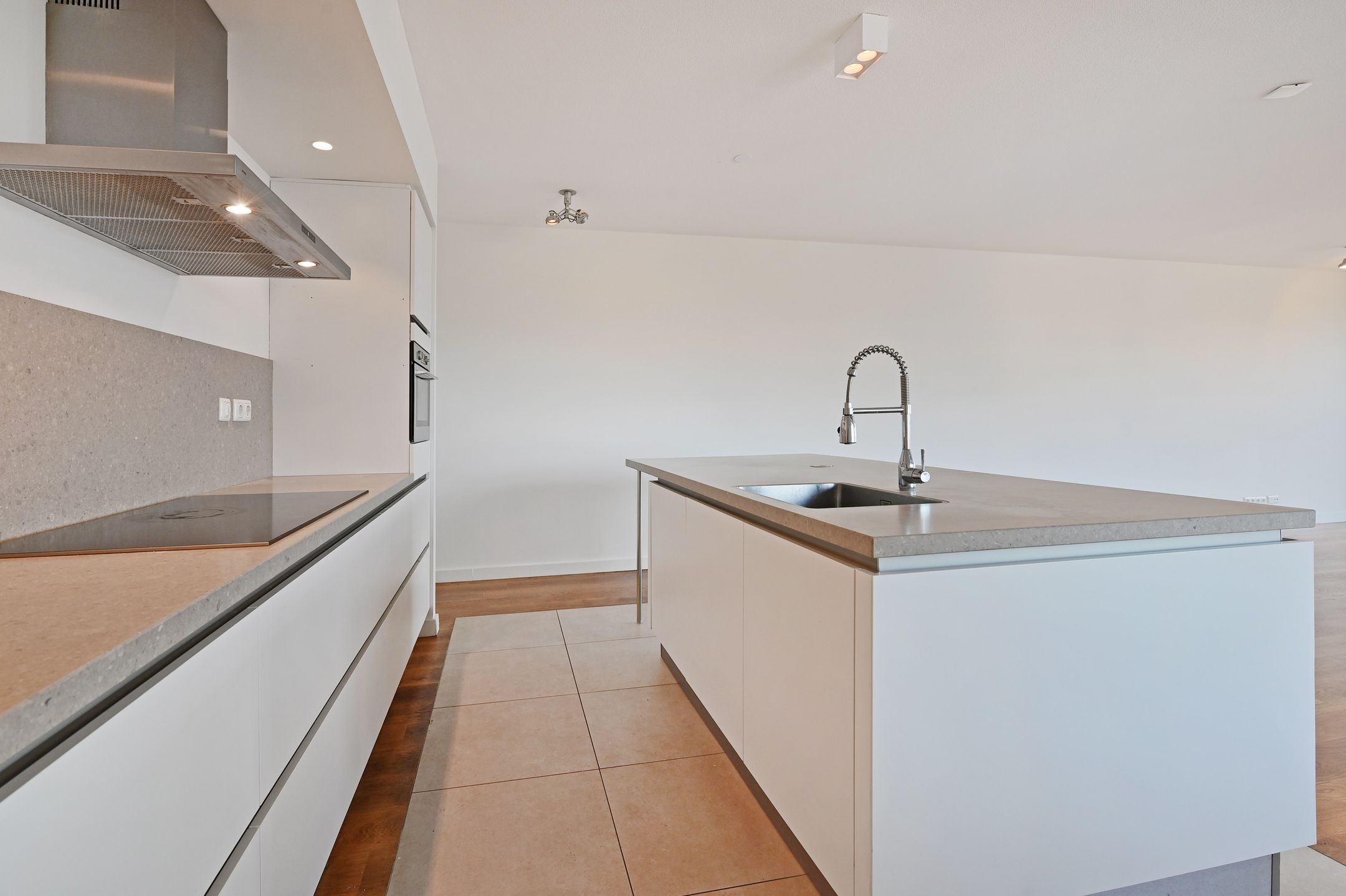 Foto 24 van Dr. Lelykade 50