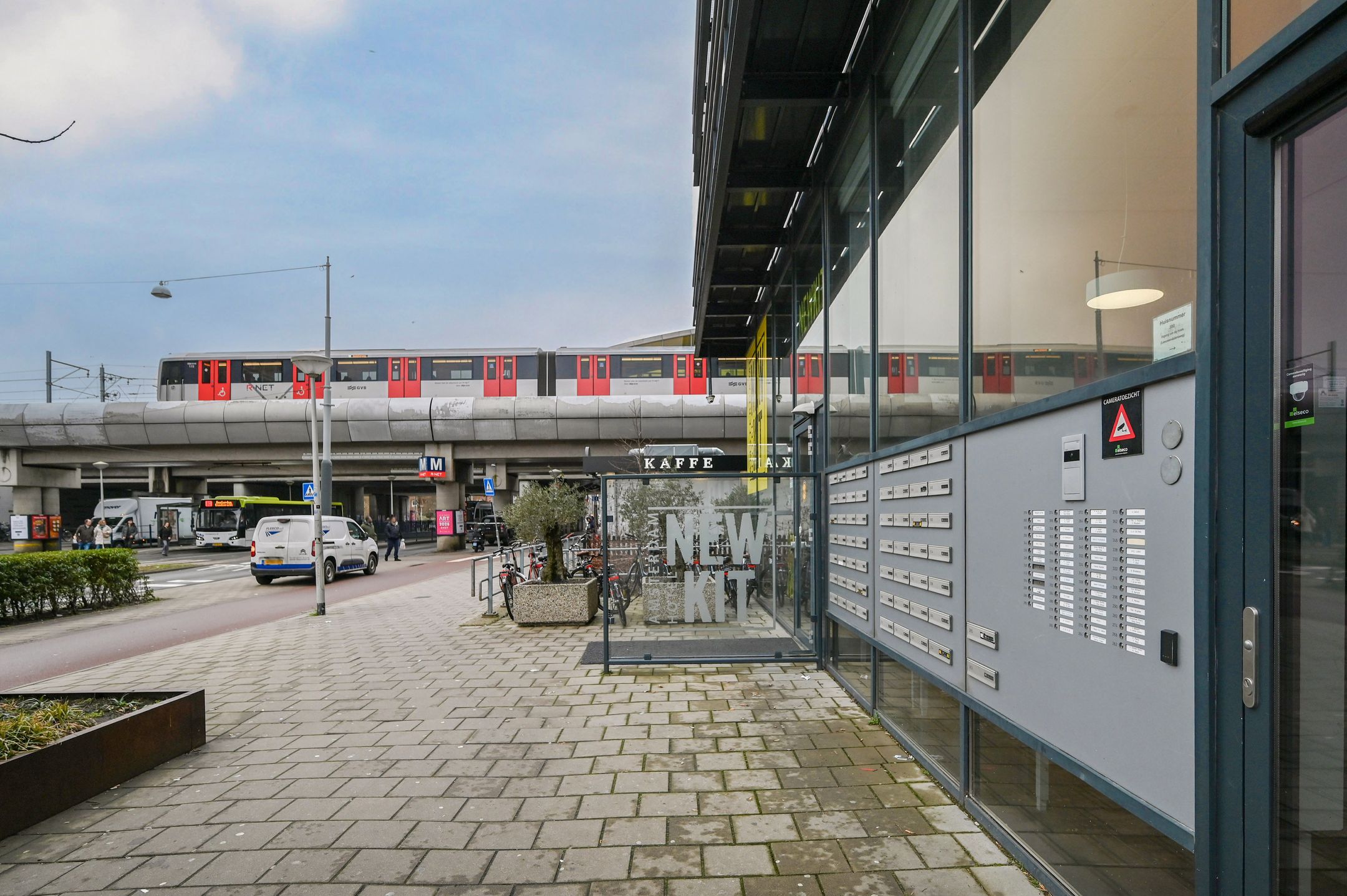 Foto 21 van Bos en Lommerweg 368