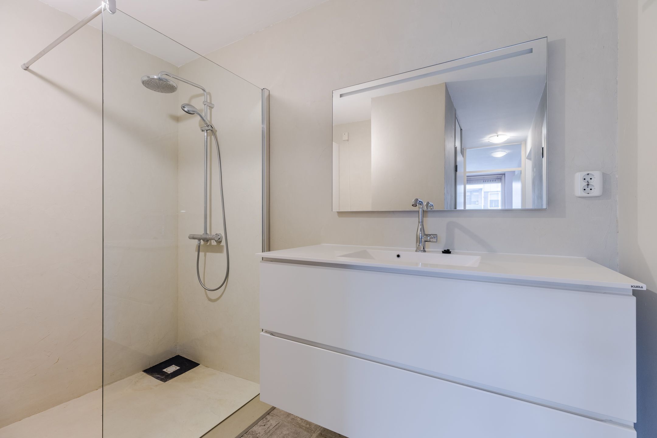 Foto 6 van Vrolikstraat 401-C