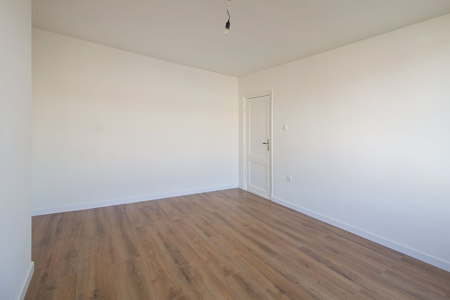 Foto 25 van Dirk Hoogenraadstraat 128