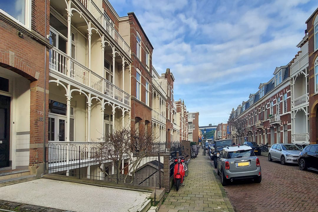 Foto 31 van Dirk Hoogenraadstraat 128