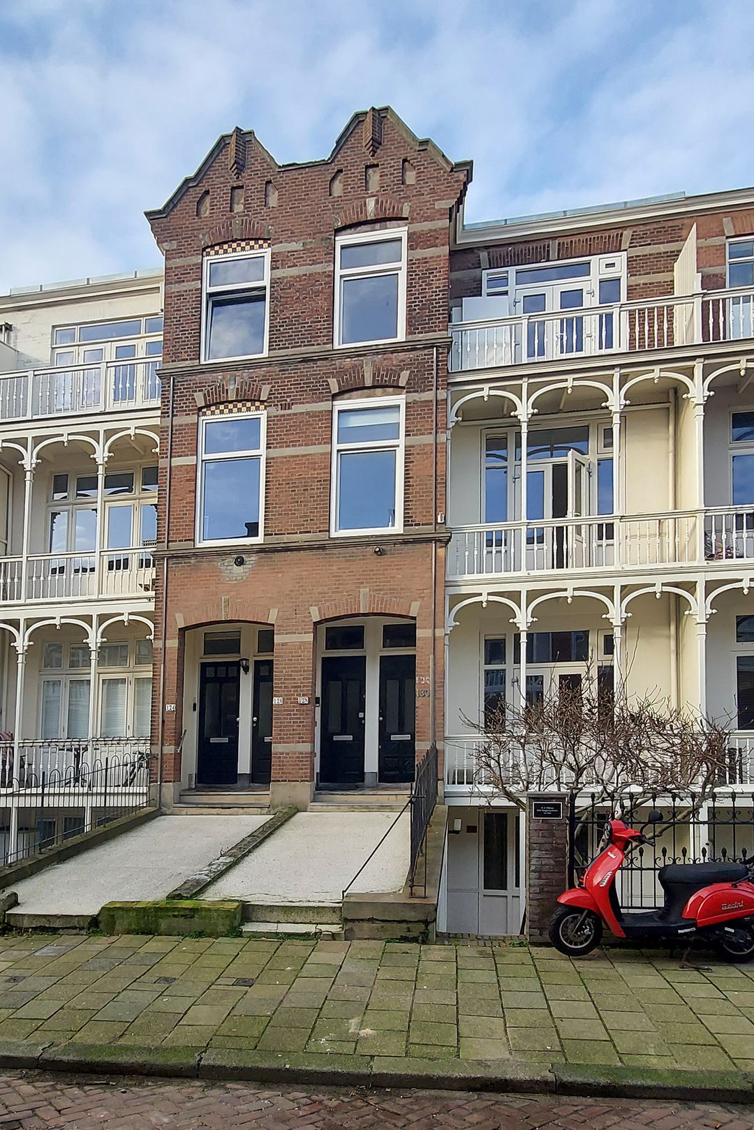 Foto 2 van Dirk Hoogenraadstraat 128