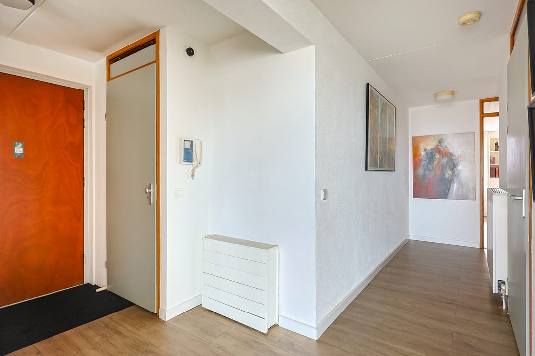 Photo 13 of Van Esveldstraat 185