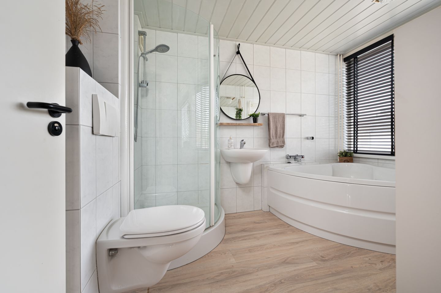 Foto 29 van Azaleastraat 44