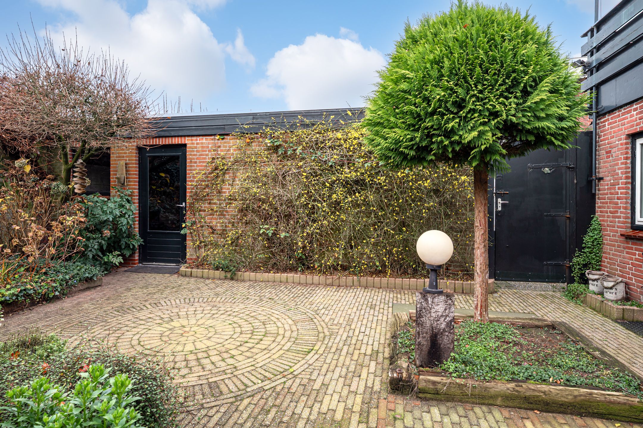 Foto 33 van Azaleastraat 44