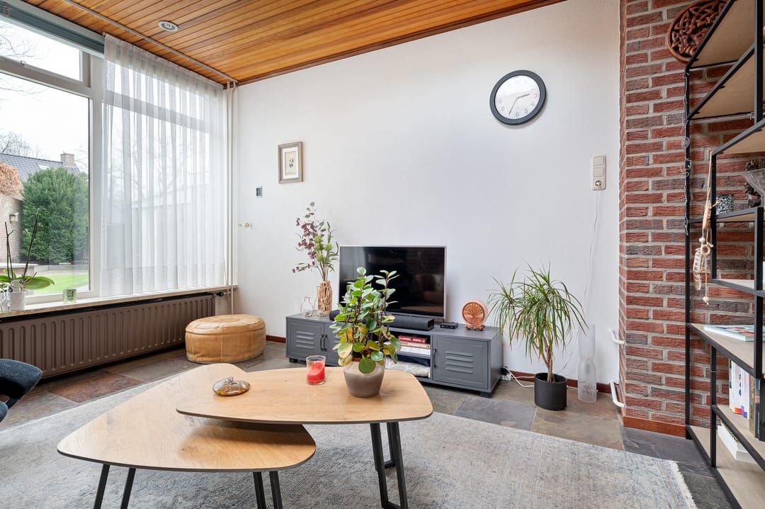 Foto 8 van Bernhardstraat 6