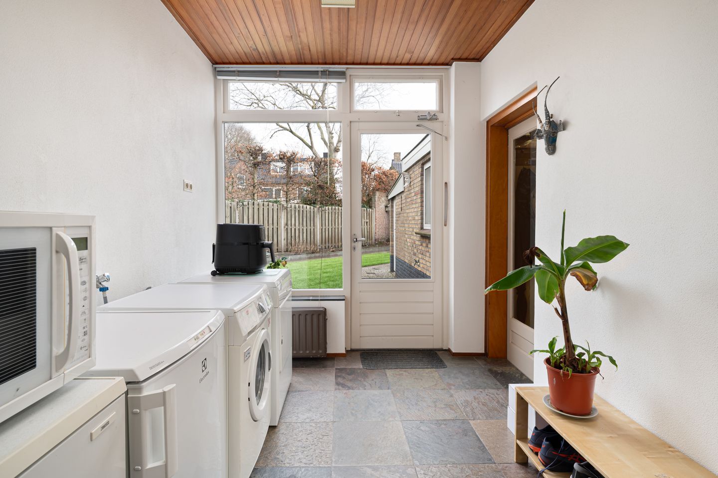 Foto 14 van Bernhardstraat 6