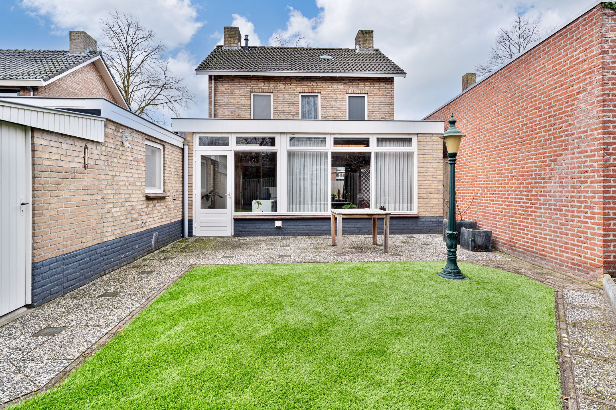 Foto 27 van Bernhardstraat 6