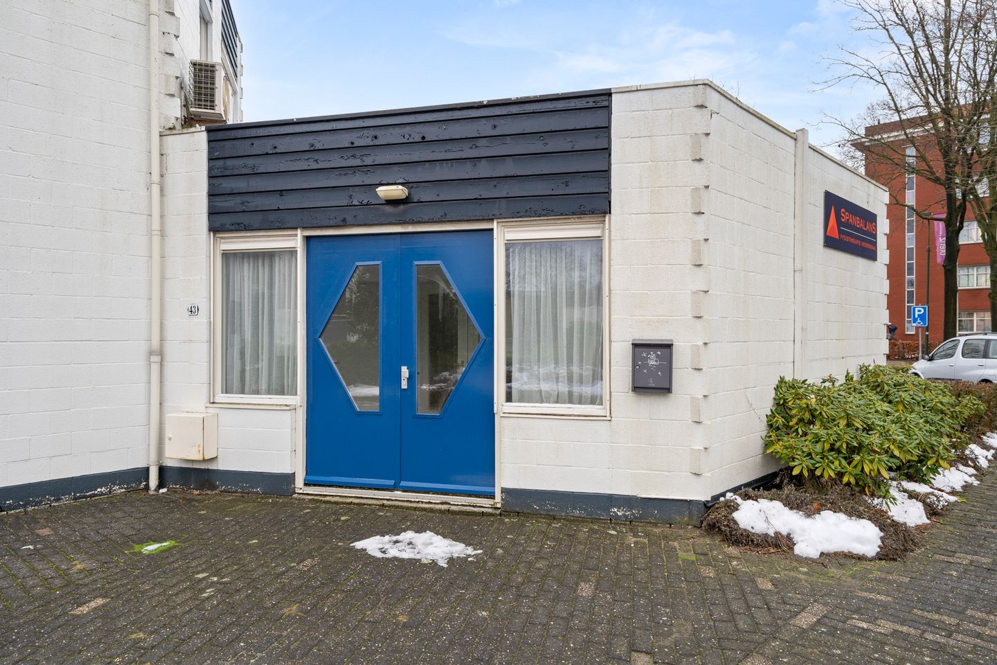 View photo 2 of Vendelier 43