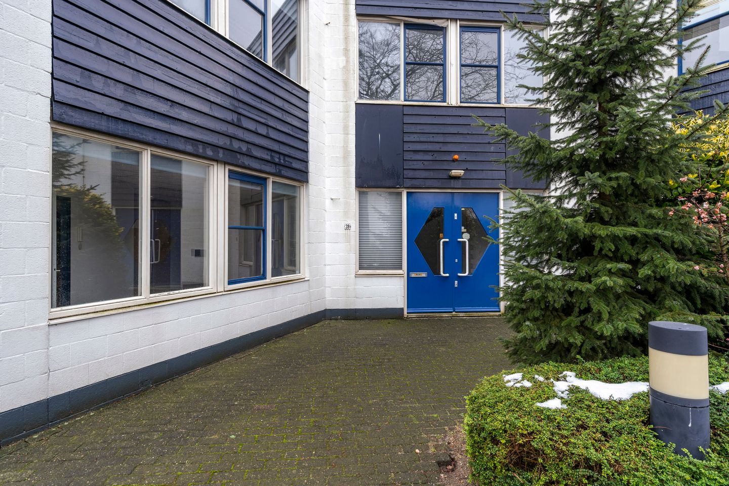 View photo 3 of Vendelier 39