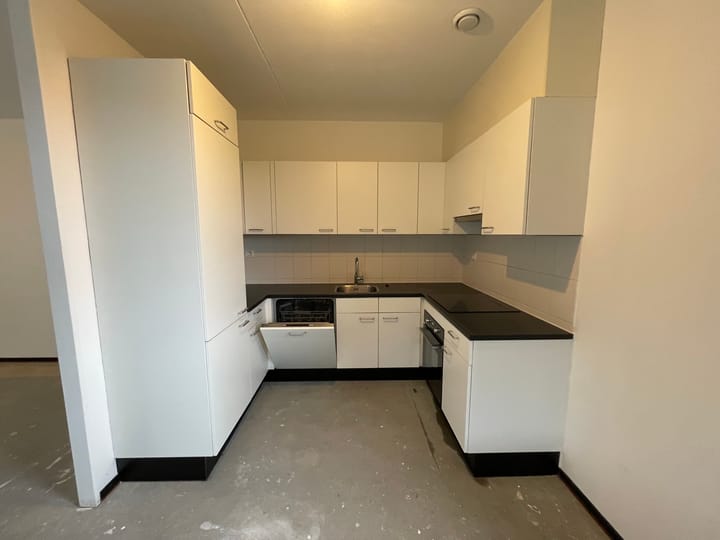 Foto 4 van Eva Besnyöstraat 302