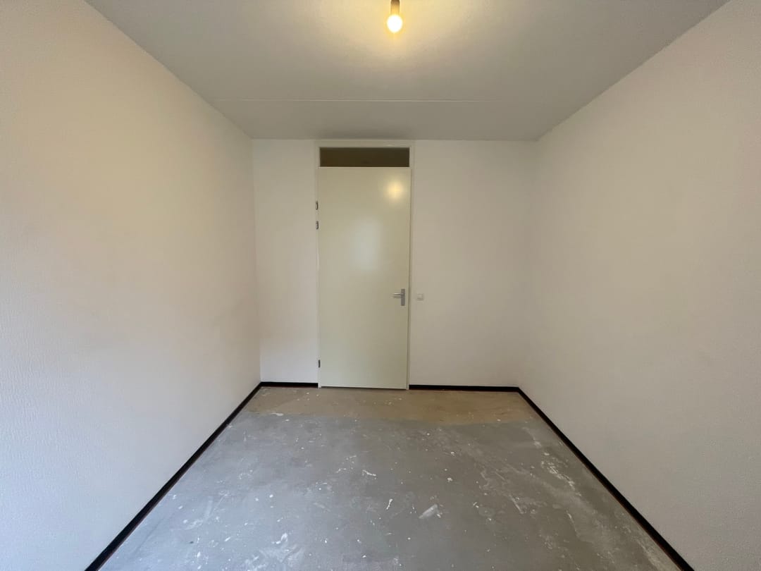 Foto 8 van Eva Besnyöstraat 302