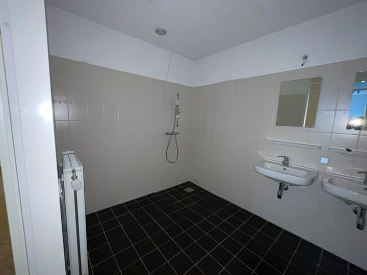 Foto 5 van Eva Besnyöstraat 302