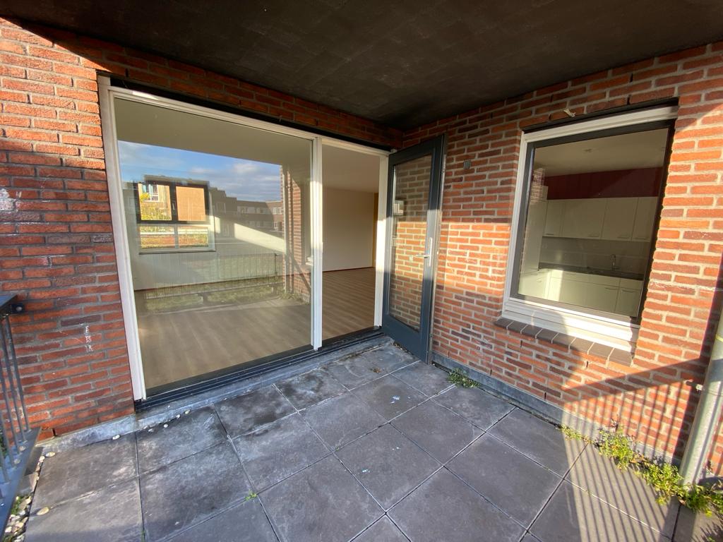 Foto 13 van Eva Besnyöstraat 302