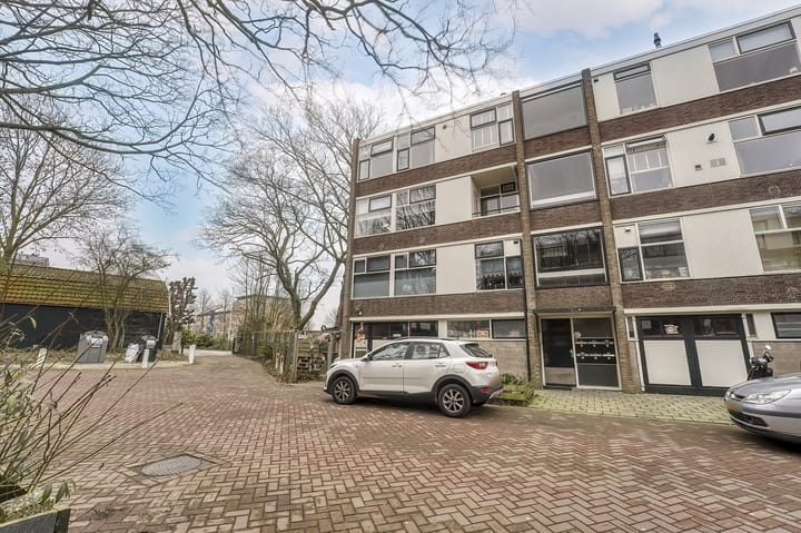 Photo 32 of Tolhuisstraat 19