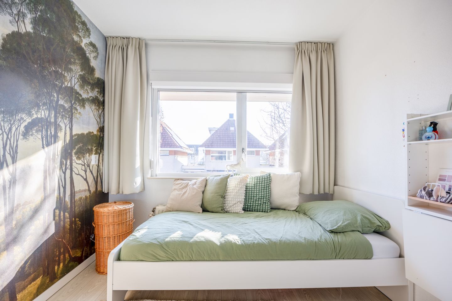 Photo 20 of Colmarstraat 82