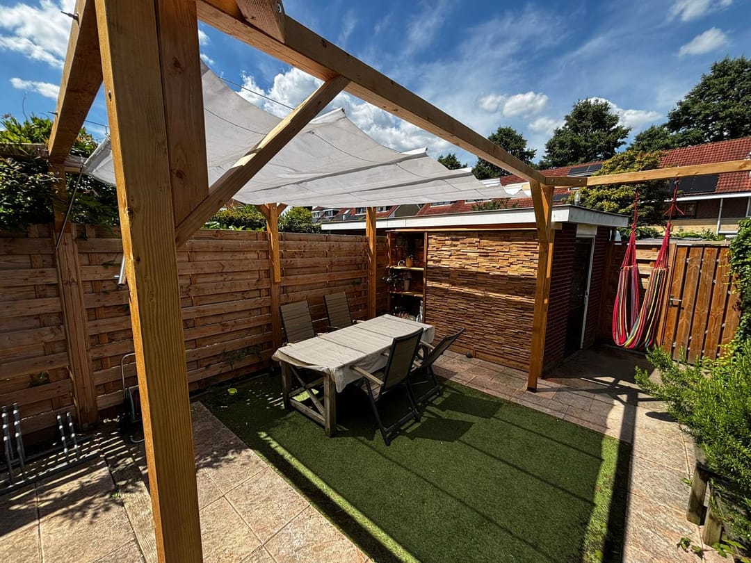 Photo 38 of Colmarstraat 82