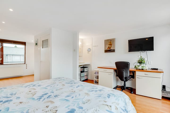 Foto 22 van Van Reenenweg 87