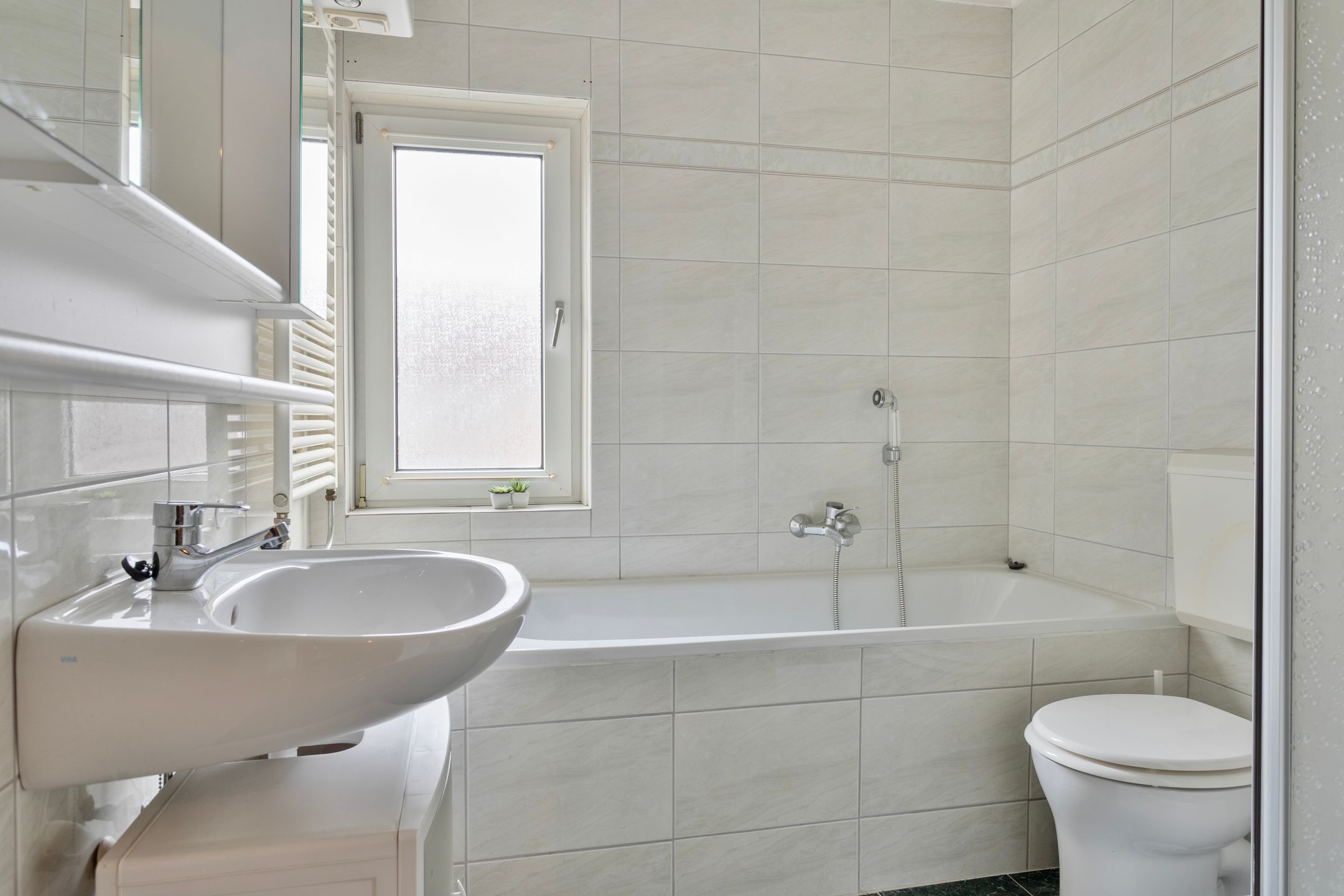 Photo 15 of Deltastraat 19