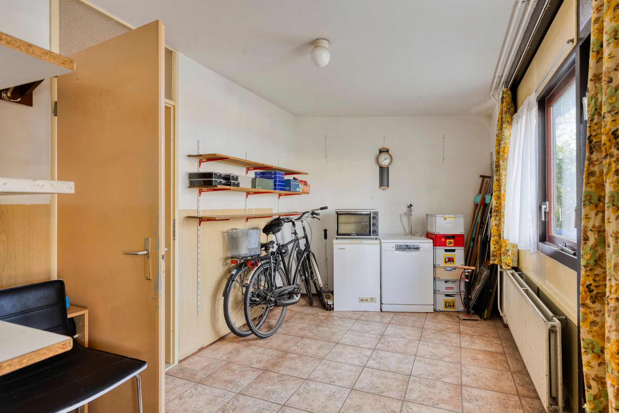 Foto 12 van Poortwachter 87