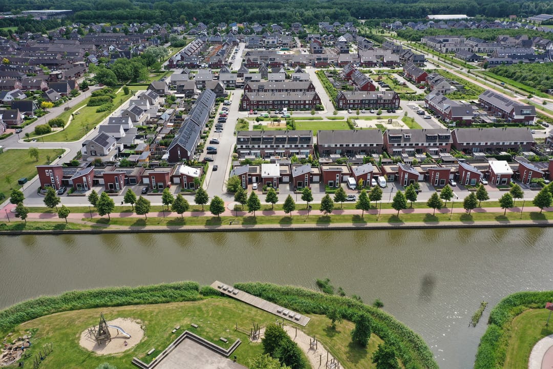 Foto 2 van De Ontmoeting 48