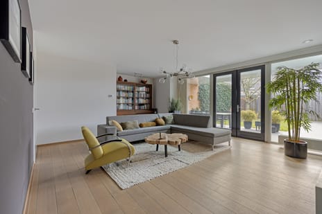 Betelgeuze 2 secondary image