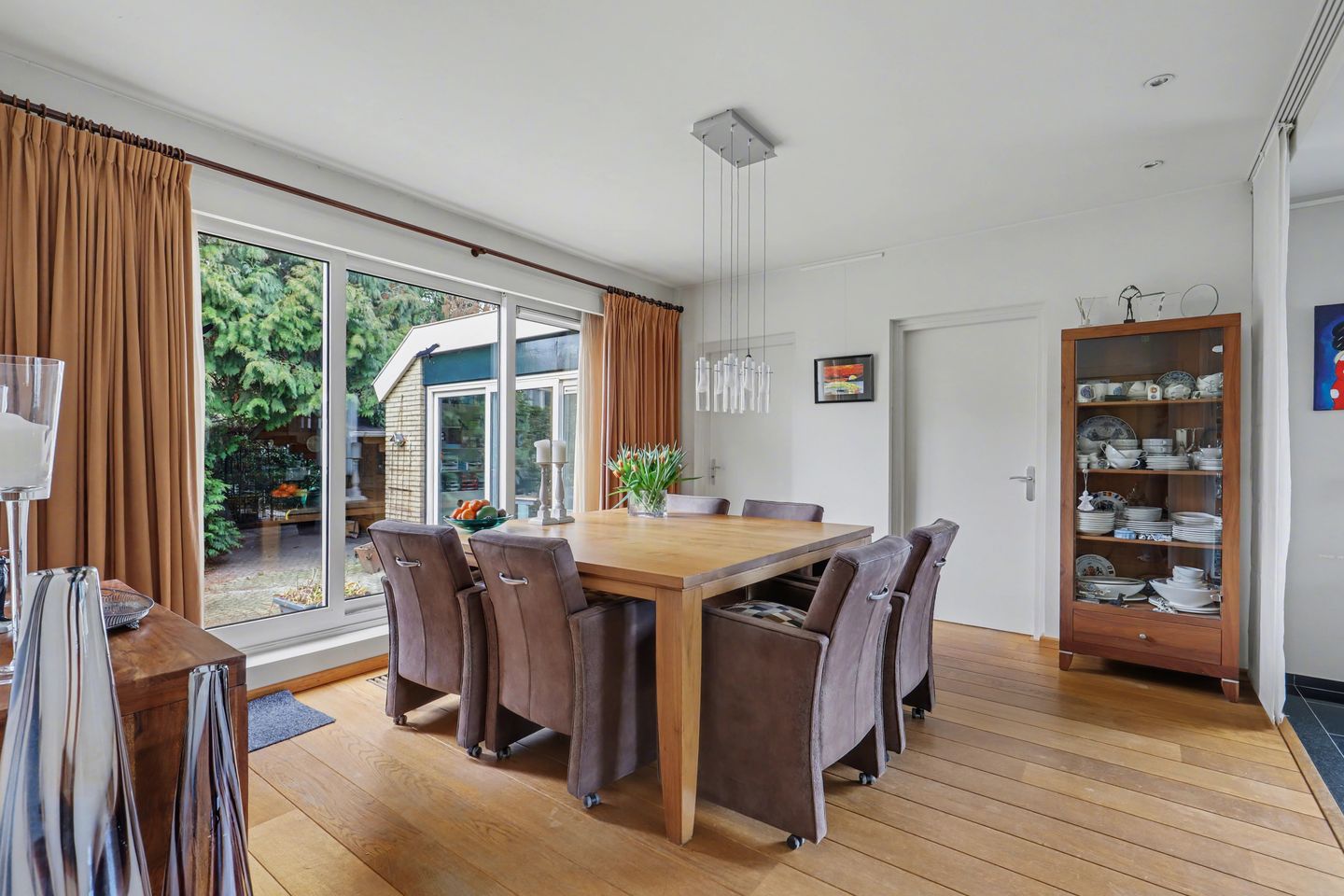 Foto 10 van Bloemenstraat 10