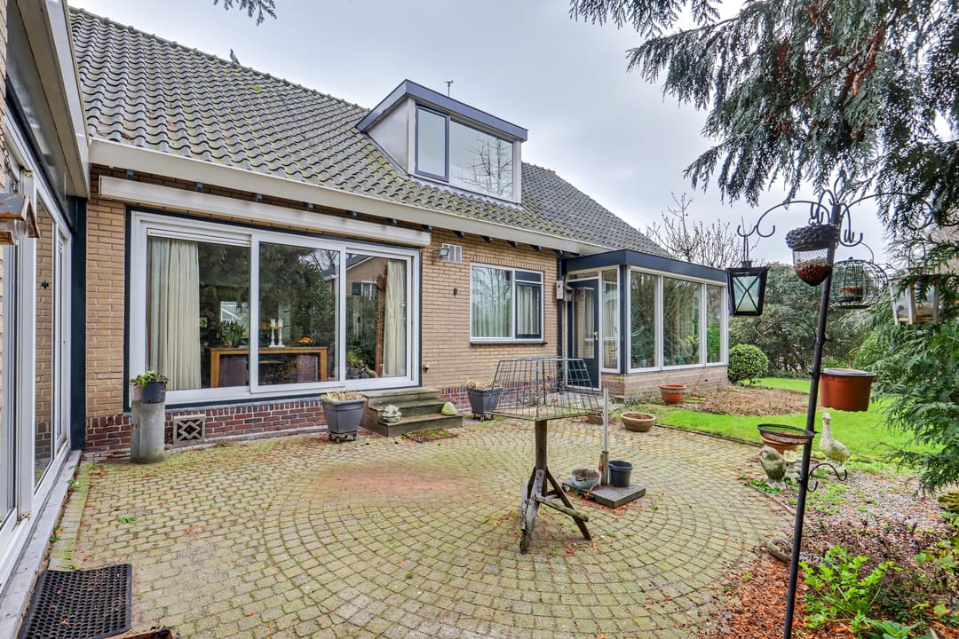 Foto 31 van Bloemenstraat 10