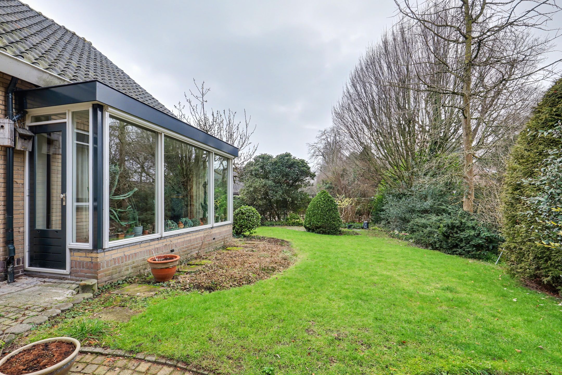 Foto 33 van Bloemenstraat 10