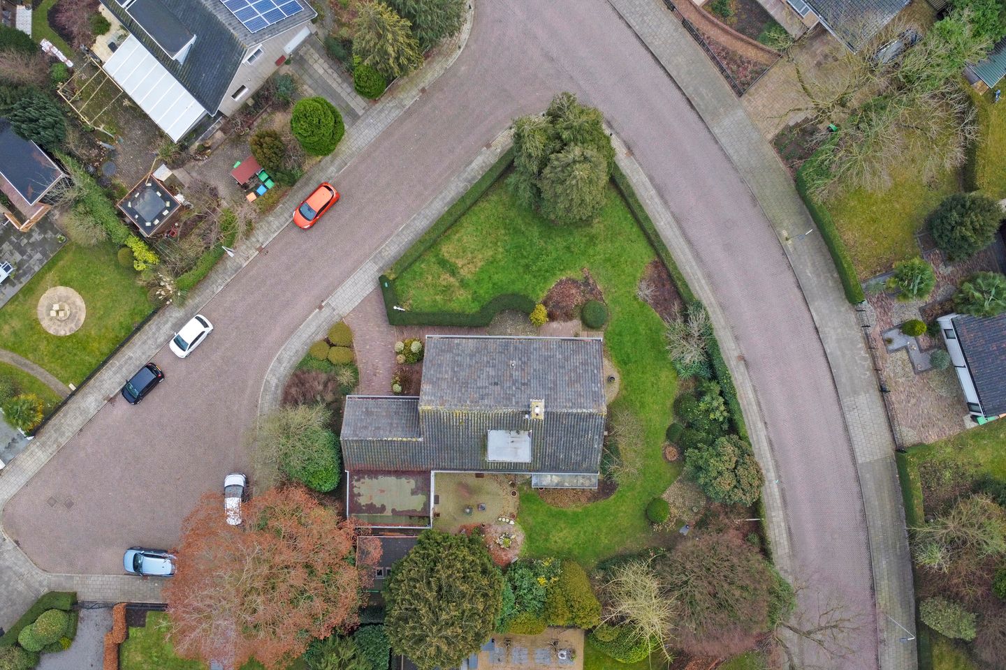 Foto 44 van Bloemenstraat 10