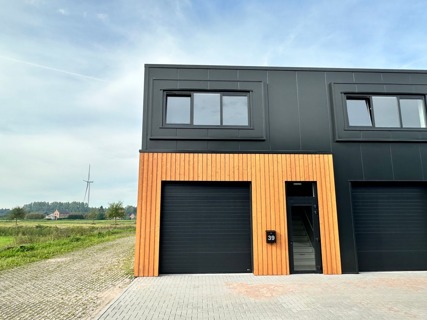 View photo 3 of Dijkleger 39